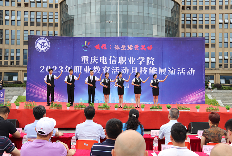 aqru_1685923913532023964.jpg 礼仪91牛.jpg