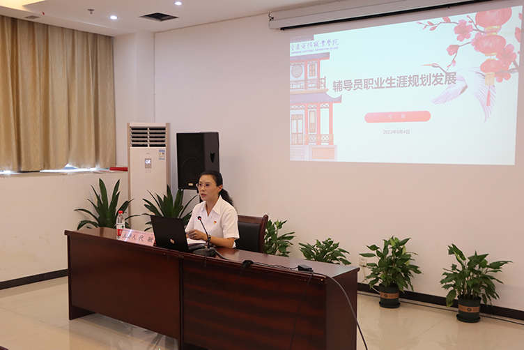 duGV_1694010376057056630.jpg IMG_2720.jpg