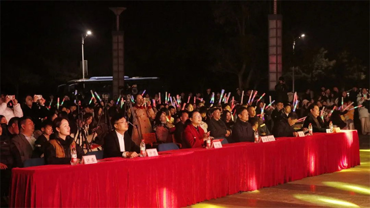 VRKn_1704182436141096610.jpg 640 (30).jpg