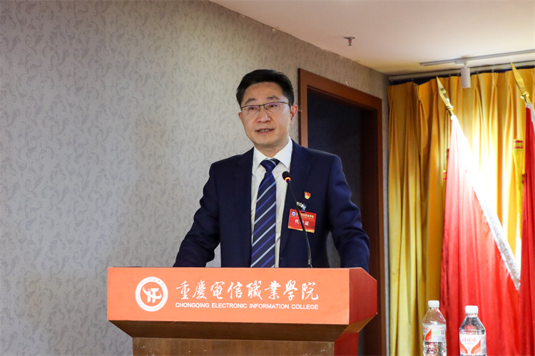 VUBt_1711790872922005759.jpg 11.jpg