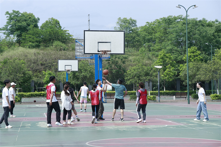 DsvJ_1715177940869038676.jpg 体院VS初等 (1).jpg