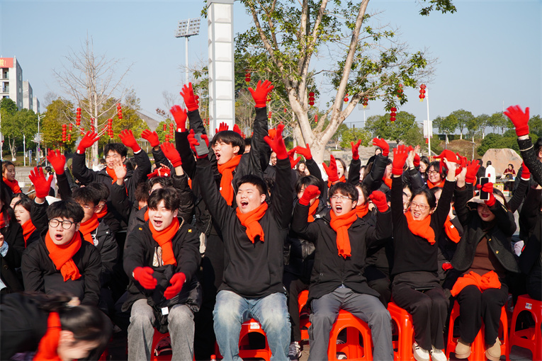 IzjT_1737201878401063837.jpg 4.jpg