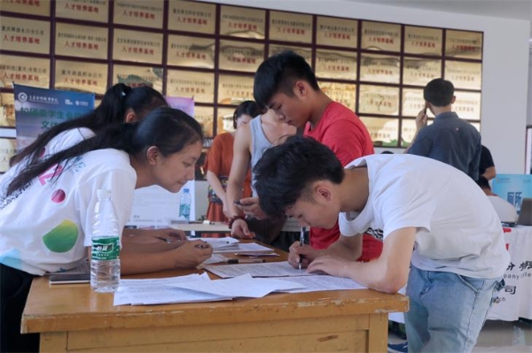 1503916050771005470.jpg 1.jpg